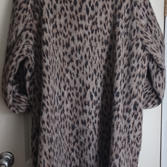 Maurices heavy animal print cardigan - Picture 3 of 6